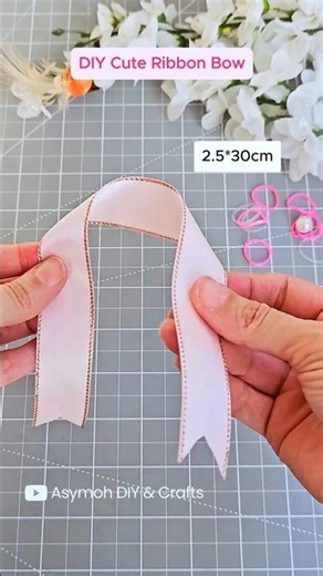 How to make simple easy bow | DIY ribbon bow | How to tie the perfect bow #hack #diy #bow