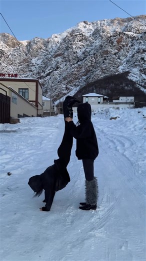 muffins on Instagram: "The easiest app to edit your videos! Download now!! (Available on App Store & Google Play) Following back everyone who downloads💘"