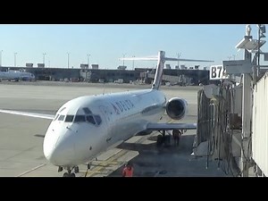 Delta Boeing 717-200 full departure from Washington-Dulles International Airport