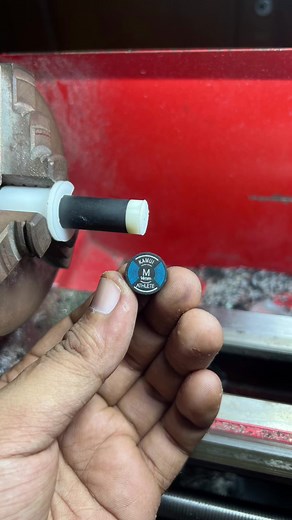 Enhance Your Billiards Game with Kamui Athlete M Carbon Custom Shaft Installation