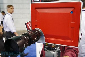 Padcaster / Lenscaster lets you mount SLR lenses on iPad, we go hands-on at NAB (video)