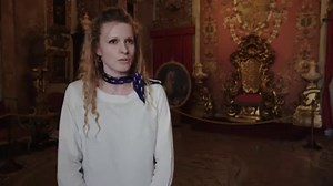 Chi ha visitato le Terre Borromeo li avrà sicuramente notati. Stiamo parlando dei tre cerchi intrecciati, una delle parti costitutive dello stemma araldico della famiglia Borromeo. In questo video, la guida Vittoria ci racconta il loro significato simbolico. | Terre Borromeo