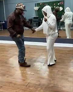 83K views · 22 reactions | The rhythm of the dance. #footwork #footworkdance #footworktutorial #FootworkMastery #love #life | DJ Shorty Smooth | Facebook