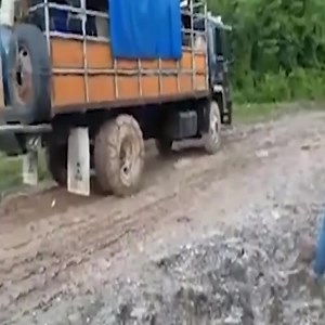 22K views · 55 reactions | Amazing Logging Truck Driver Skills On Extreme Road - Insane Heavy Equipment On Tough Road | Discover TV | Facebook
