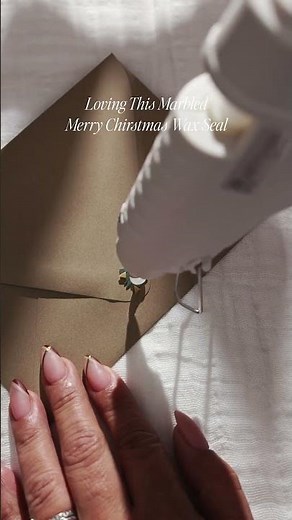 Making A Marbled Merry Christmas Wax Seal #waxsealing #waxsealstamp #craft #crafting