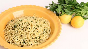 43K views · 953 reactions | Want a ton of flavor for almost no effort at all? Check out this Lemon and Herb Spaghetti! Written Recipe >> https://www.laurainthekitchen.com/recipes/lemon-and-herb-spaghetti/ | Laura in the Kitchen | Facebook