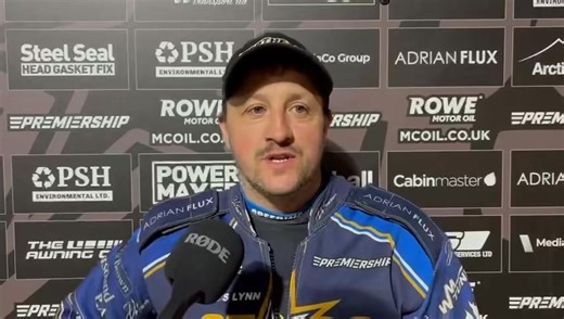 🎥 𝗥𝗘𝗔𝗖𝗧𝗜𝗢𝗡 | 🗣️ King's Lynn Stars reserve Chris Harris speaks after completing five heats on the spin and contributing 16 2 to a much-needed home success. ⭐️ 𝗦𝗧𝗔𝗥𝗦 4️⃣6️⃣-4️⃣4️⃣ 𝗟𝗜𝗢𝗡𝗦 🦁 #️⃣ #KLYLEI #britishspeedway🇬🇧 | British Speedway