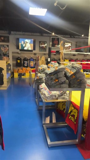 I visited hulk hogan wrestling shop in Orlando Florida #florida #orlando