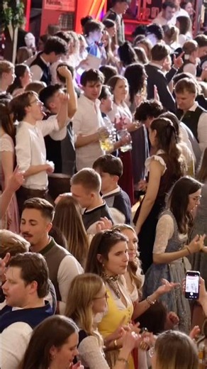 🍺 Regensburger Maidult Magic 🎡📍 Regensburg, Germany 📅 May 14 – 31, 2026 ✨