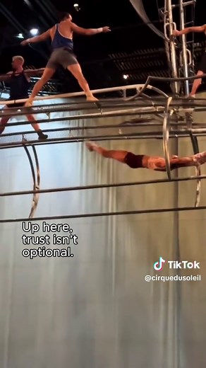 Every flight begins with trust! In O by Cirque du Soleil, the Flying Bateau glides high above the water as artists swing through the air in a breathtaking display of grace, strength, and trust. Suspended between sky and stage, every movement becomes part of a dreamlike world where water and acrobatics meet. #LasVegasShows #CirqueduSoleil #ThingsToDoInLasVegas