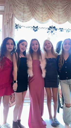 @Emersonnnnn @Kay Kay💋 @CS♥️