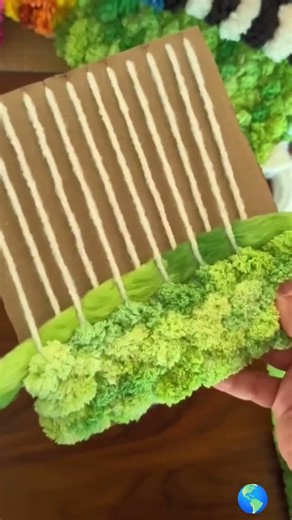 How to Make a Colorful Yarn Rug Using Cardboard . #DIYRug #shorts #HomeDecor #Handmade