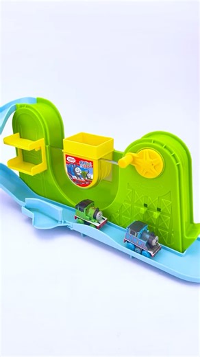 Satisfied unboxing and Reviews Thomas Bath Train Tank Engine Toy videos #Thomas #thomasandfriends