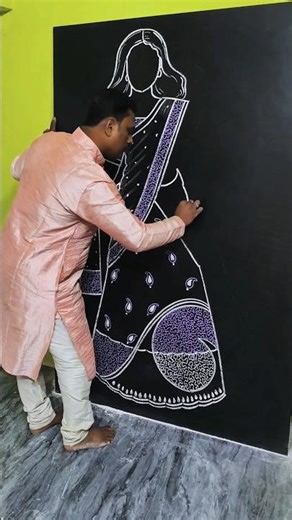 Elegant Saree Girl in White Chalk 👩Blackboard Art ♥️ #shorts #art #drawing #shortsfeed