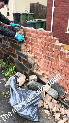 Who would think this is 3 years old!! #bricklayer #bricklaying #constructionfails #constructionlife