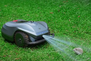 HOOKII dévoile une tondeuse robot innovante capable de détecter (et éviter) les hérissons