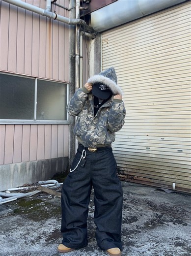 My outfits check👀✨ あと3日で今年が終わるね 皆今年やり残した事ない？？ outer @elev fashion store pants @SEKISEI®︎ #japanesestreet #outfitcheck #ootd #streetwear #ストリートファッション