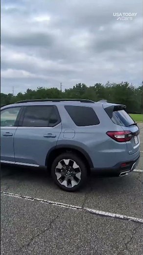 I drove the 2026 Honda Pilot midsize three-row family SUV. Here's why it's worth buying!