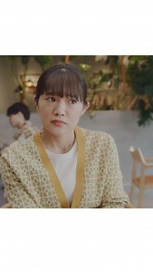 鮎川 ななみ on Instagram: "Web CM メンソレータム 「季節の変わり目、お肌の注意報！」 〜秋が来る篇〜 に出演させていただいてます✨ ロート製薬さんのホームページやYouTube、 Instagramで見れますのでぜひご覧ください🤤 #ロート製薬 #メンソレータム #CM #鮎川ななみ"