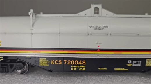 Atlas 主线系列 42英尺卷钢运输车（堪萨斯城南方铁路 KCS）HO比例模型视频搬运