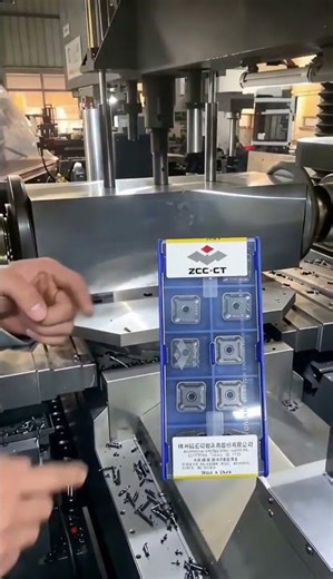 专啃淬火钢、H13热处理后材料，45号调质钢、S136热处理、718、NAK80、738、Cr12MOV等#模具 #cnc #机械加工