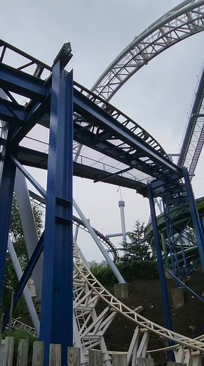 Do you love the classic coasters like Sooper Dooper Looper at Hershey Park? #hersheypark #Themepark #coasterenthusiast | In The Loop