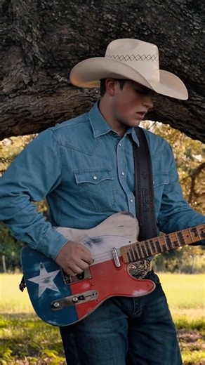 18K reactions · 926 shares | Find out ‘what I couldn’t see’ tomorrow when my new album ‘Barstool Sermons’ drops on all streaming platforms. | David Lewis Music | Facebook