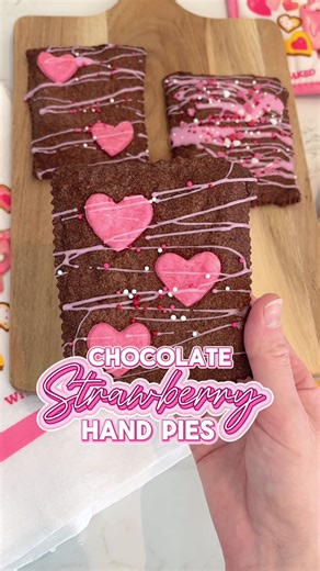 🍓❤️Chocolate Strawberrry Homemade hand pies/ toaster pastry! 🍫 Cutter I use is in my TikTok shop 🤍 Recipe: I used my own pie crust recipe (same one from my previous videos) but just subbed out some of the flour for cocoa powder and added strawberry preserves for the filling! Pie crust recipe: 2 1/4 cups of flour 1/4 cup cocoa powder 1 tsp sugar 1 tsp salt 1 cup cold butter cut into small cubes 6-8 tablespoons of cold water I make my pie crust in the food processor! Roll out the dough, cut out