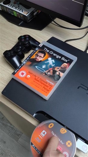 🎮 The Orange Box Half-Life 2 on PS3 (2007) #halflife2 #ps3 #retrogaming
