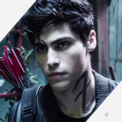 Alec Lightwood Shadowhunters Edit: Stunning Moments