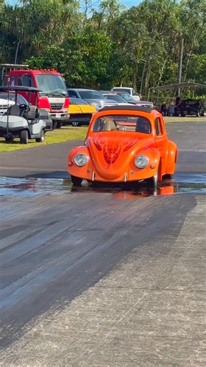 Joe Debus 9.89 hit with his beautiful new ride for the Hilo Dragstrip.Hawaii Drag Racing League’s Truck Fest. | 808_FUEL