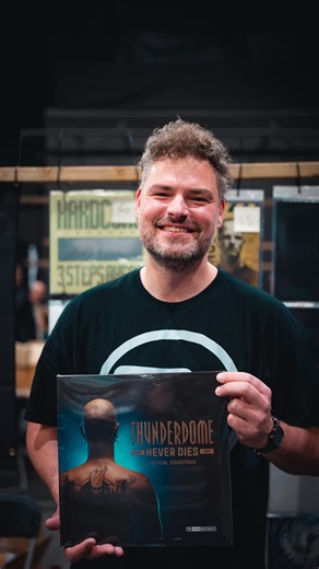 Thunderdome never dies! The Netherlands has a long and proud history of hardcore music, with one of the biggest and most iconic events being Thunderdome. 🙌 The Third Movement tells us the soundtrack of the Thunderdome documentary, featuring iconic tracks from the era, curated by DJ Promo. 💡 Fun fact: One of the precursors to Thunderdome, The Final Exam, was organized in the Brabanthallen, Den Bosch, on 19 June 1992! The Brabanthallen, of course, are also home to our Mega Record & CD Fair, comi