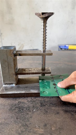 automatic hole punching machine #kusangwelder #diy #tools