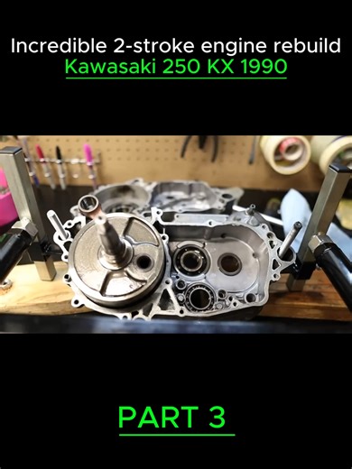 Incredible 2-stroke engine rebuild | Kawasaki 250 KX 1990 | @madmarcmoto | Youtube | #rebuild #mechanics #bike #bikelover #motor #motorcycle #Kawasaki #KX #learnontiktok #manual #fyp
