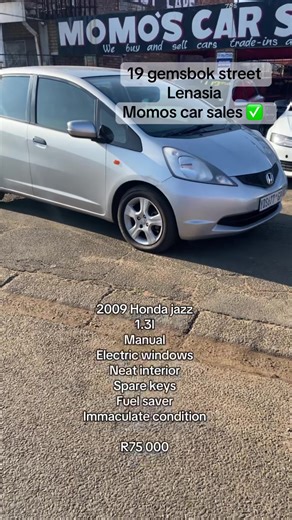 2009 Honda Jazz 1.3: Fuel Efficient and Immaculate