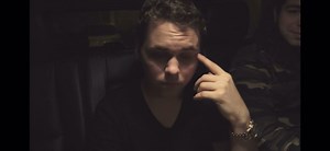 My friend Trevor in 2013 was friends with Skydoesminecraft and flew out to hang out with him in LA for a couple months. They ended up making a few skits and thought nothing about it. I pulled it up yesterday to find out he was hanging out with Pre-Malone.😂 He never put it all together. Lol