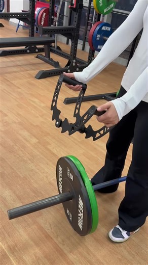 Choosing the Right Row Handle for Your Home Gym