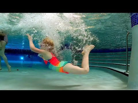 Jump Jump Splash Swim