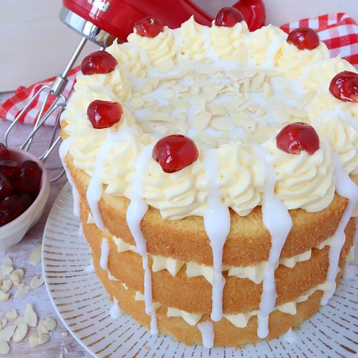 Cherry Bakewell Cake