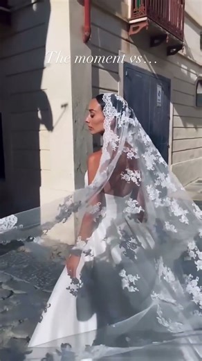 Elegant Italian Bride in Lace Veil #italianbride #wedding #bridalveil