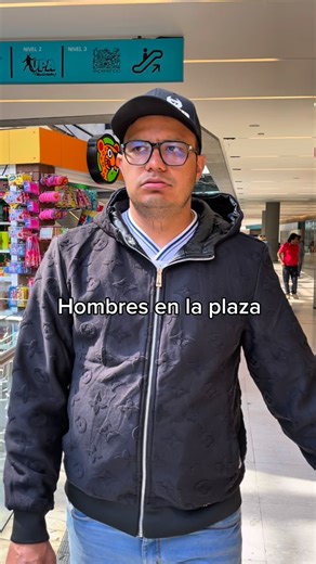 LUISIANA on Instagram: "Vivimos en mundos diferentes 🫠… #parati #pareja #fyp #reel"