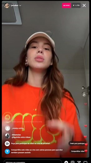 "tá achando que cê manda em mim? achou certo"