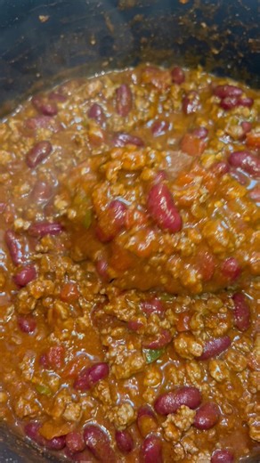 Homemade chili 🤤 | Real Tee