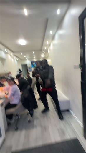 #62 #j1uncle in a nail shop