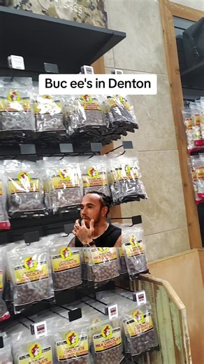 Short break for the roadtrip.. wow Buc ee's that store is impressive. #bucees #buceesgasstation #roadtrippin #snackattack