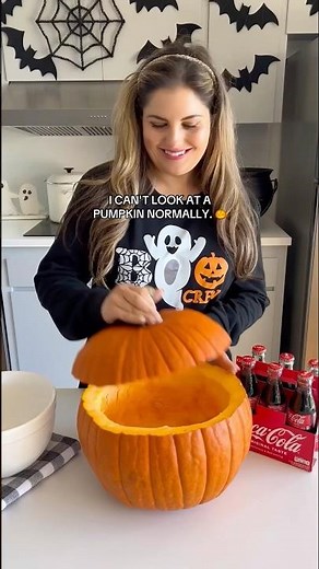 DIY PUMPKIN DRINK COOLER FOR A FALL OR HALLOWEEN PARTY #fallvibes #halloween