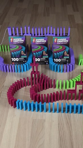 Fun with domino boxes! 😄📦 super creative screenlink clip by DominoERDMANN with #H5dominocreations | Hevesh5