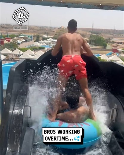 3.6M views · 4.9K reactions | When the attendant knows the cheat codes  | UNILAD | Facebook