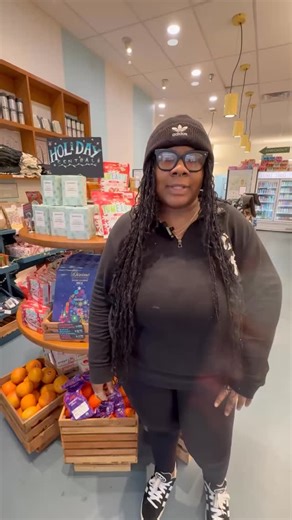 ✨ Holiday catering is here ✨ Let us make your life easy this Christmas. Our holiday menu has something for the whole family, whether it’s breakfast or sides or meat to cook at home. Reserve your meal on our website now at the link in our bio. Orders for Christmas are due 12/19 at noon. | Chicory Market