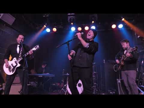 Black Tie w/ Johnny Cassidy Covering Buildings And Earthquakes By GoMotorCar